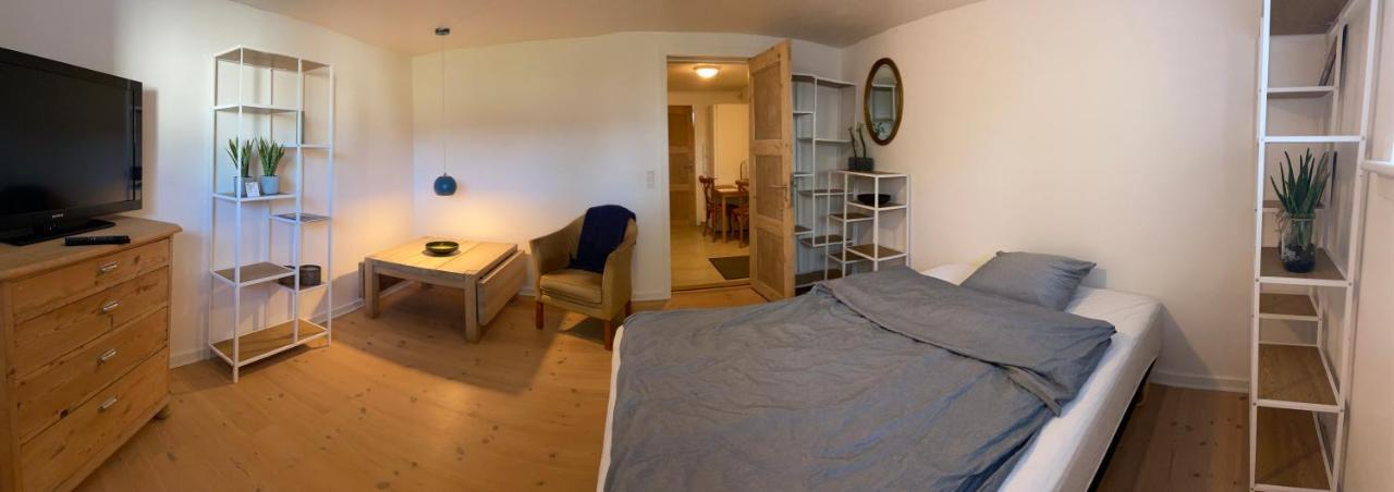 Vaerelse Med Eget Kokken Og Bad Apartment Esbjerg Bagian luar foto